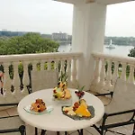 Embassy Suites By Hilton Orlando Downtown 